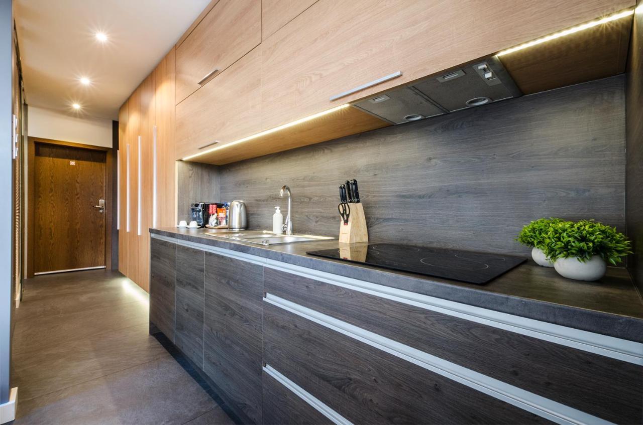 Lupoapartments Z Jacuzzi Pole Dance Leczycka 29 Klimatyzacja Parking Dostep Na Kod Łódź Buitenkant foto
