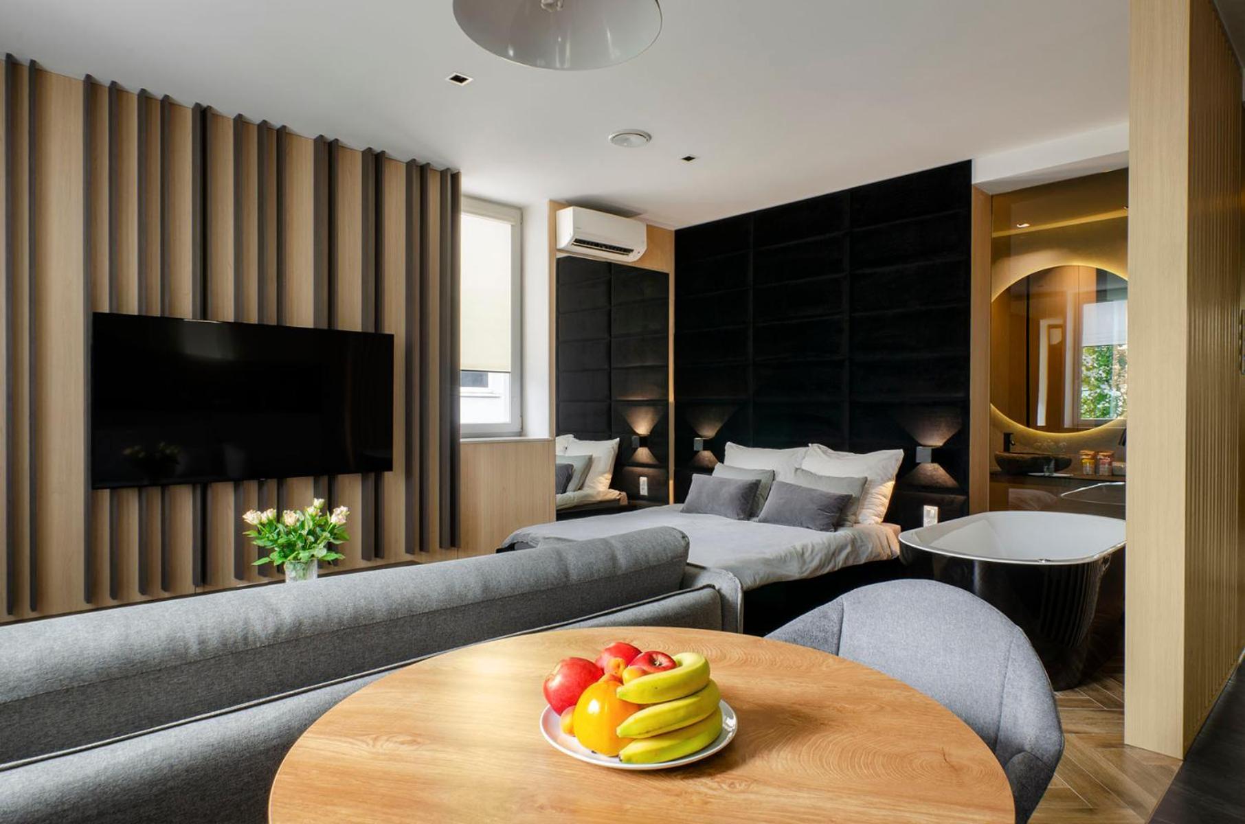 Lupoapartments Z Jacuzzi Pole Dance Leczycka 29 Klimatyzacja Parking Dostep Na Kod Łódź Buitenkant foto