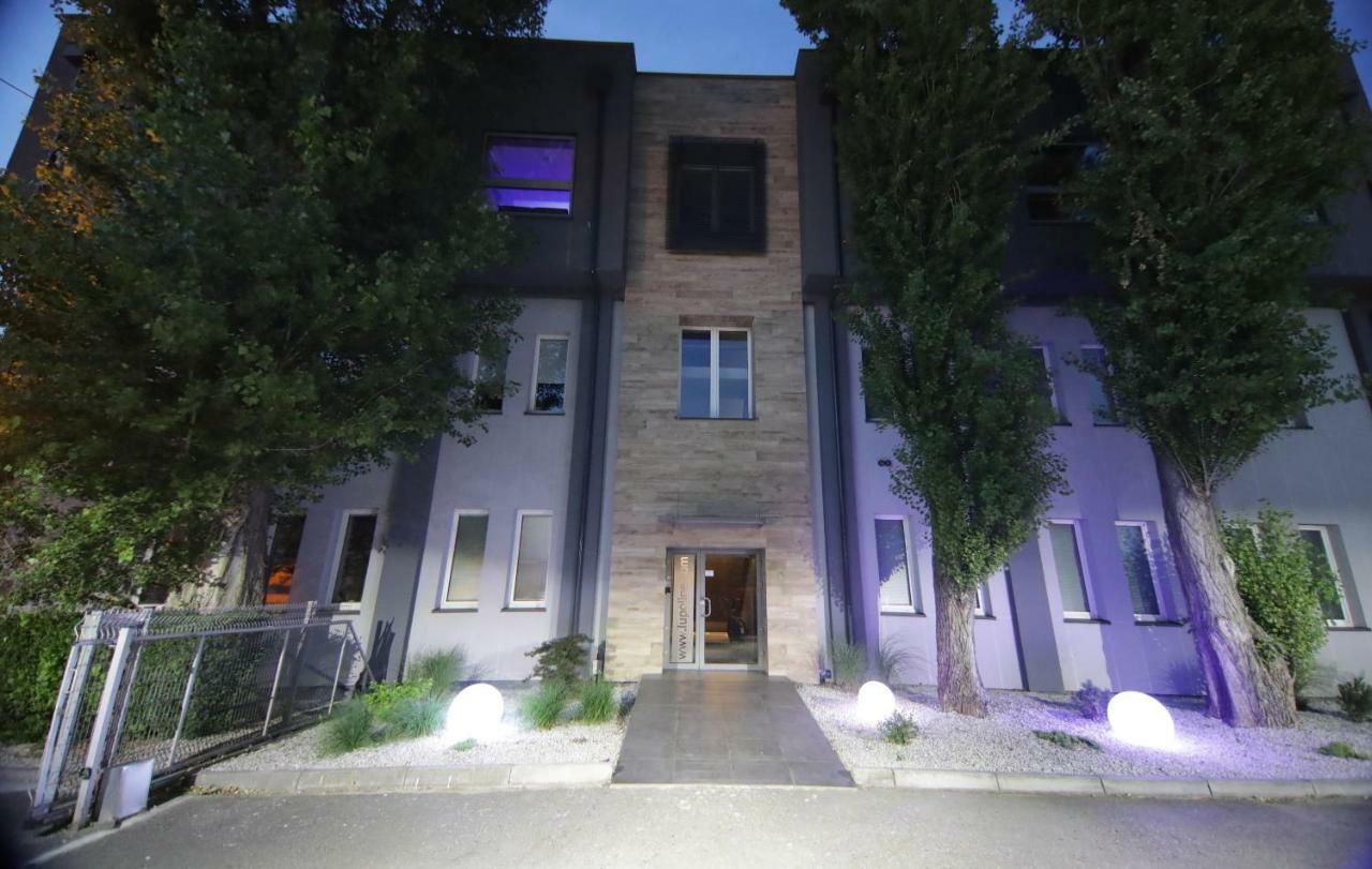 Lupoapartments Z Jacuzzi Pole Dance Leczycka 29 Klimatyzacja Parking Dostep Na Kod Łódź Buitenkant foto