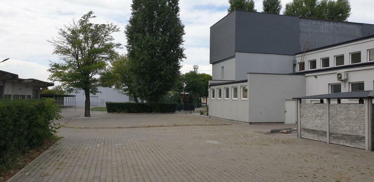 Lupoapartments Z Jacuzzi Pole Dance Leczycka 29 Klimatyzacja Parking Dostep Na Kod Łódź Buitenkant foto
